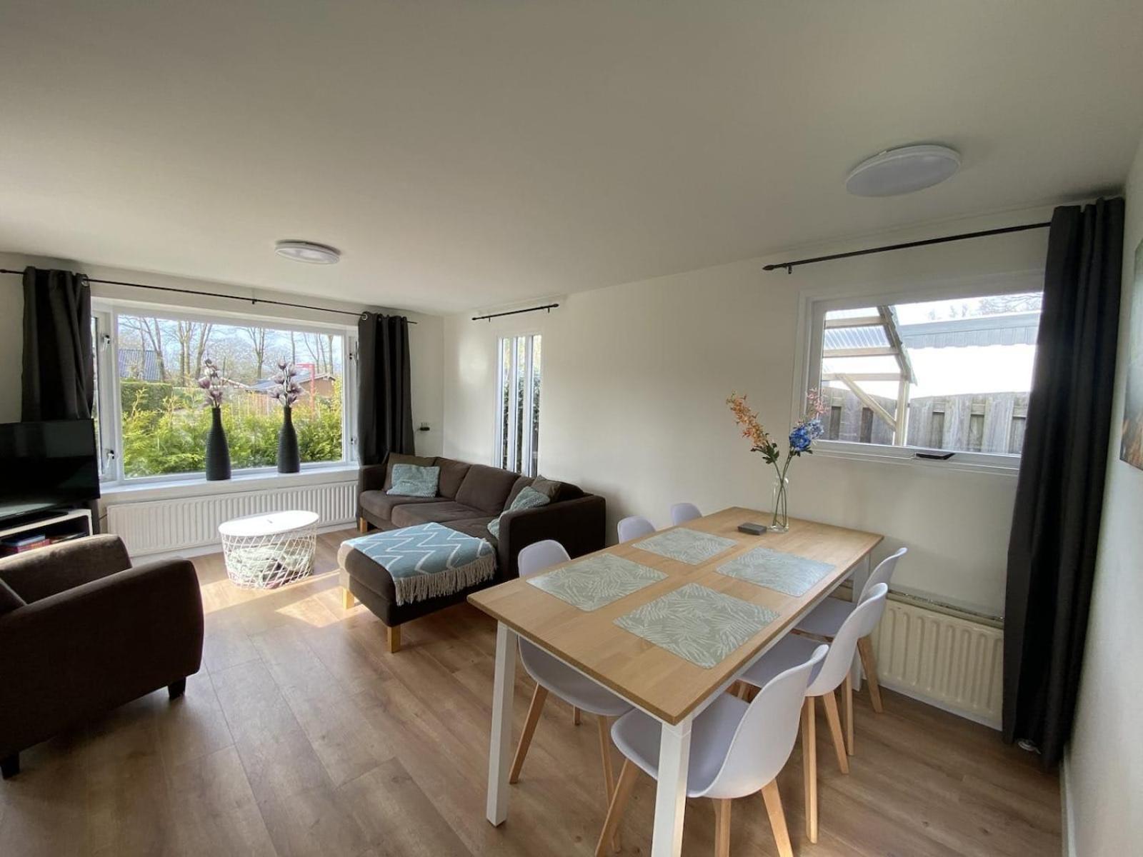 Veluwe Vakanties Chalets With Private Barrel Sauna - With Pool Bar And Restaurant Facilities In The Veluwe National Park Putten Bagian luar foto
