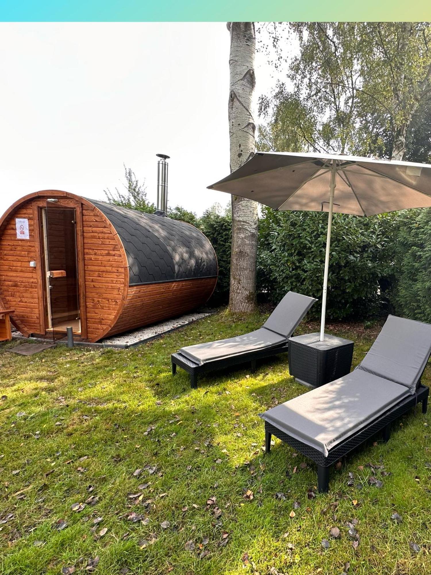 Veluwe Vakanties Chalets With Private Barrel Sauna - With Pool Bar And Restaurant Facilities In The Veluwe National Park Putten Bagian luar foto