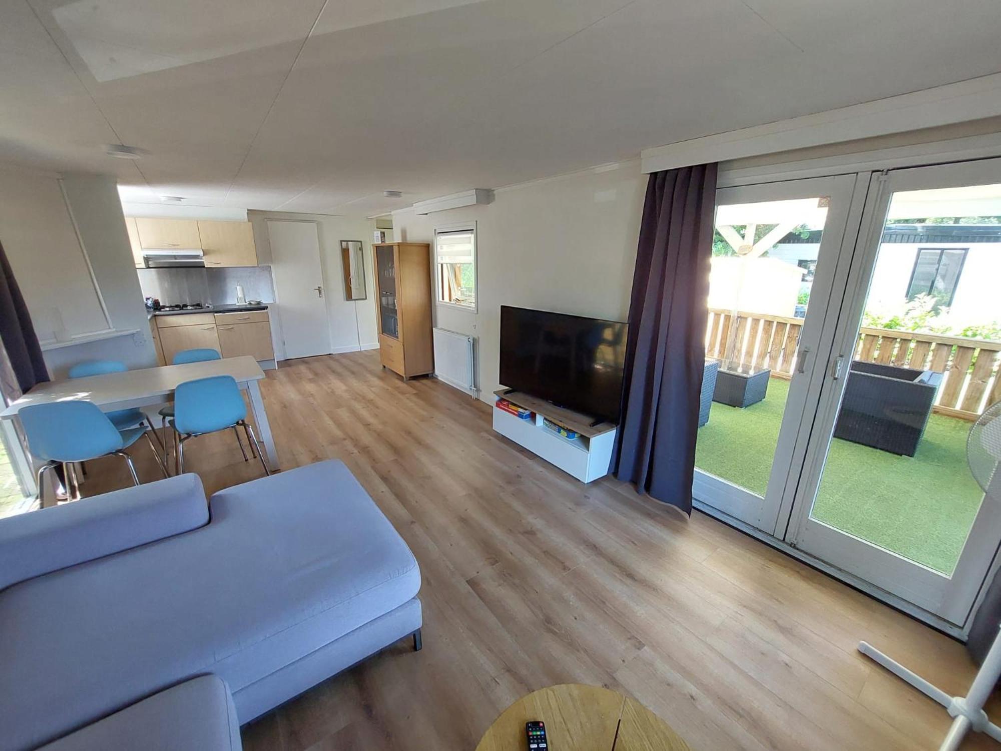 Veluwe Vakanties Chalets With Private Barrel Sauna - With Pool Bar And Restaurant Facilities In The Veluwe National Park Putten Bagian luar foto